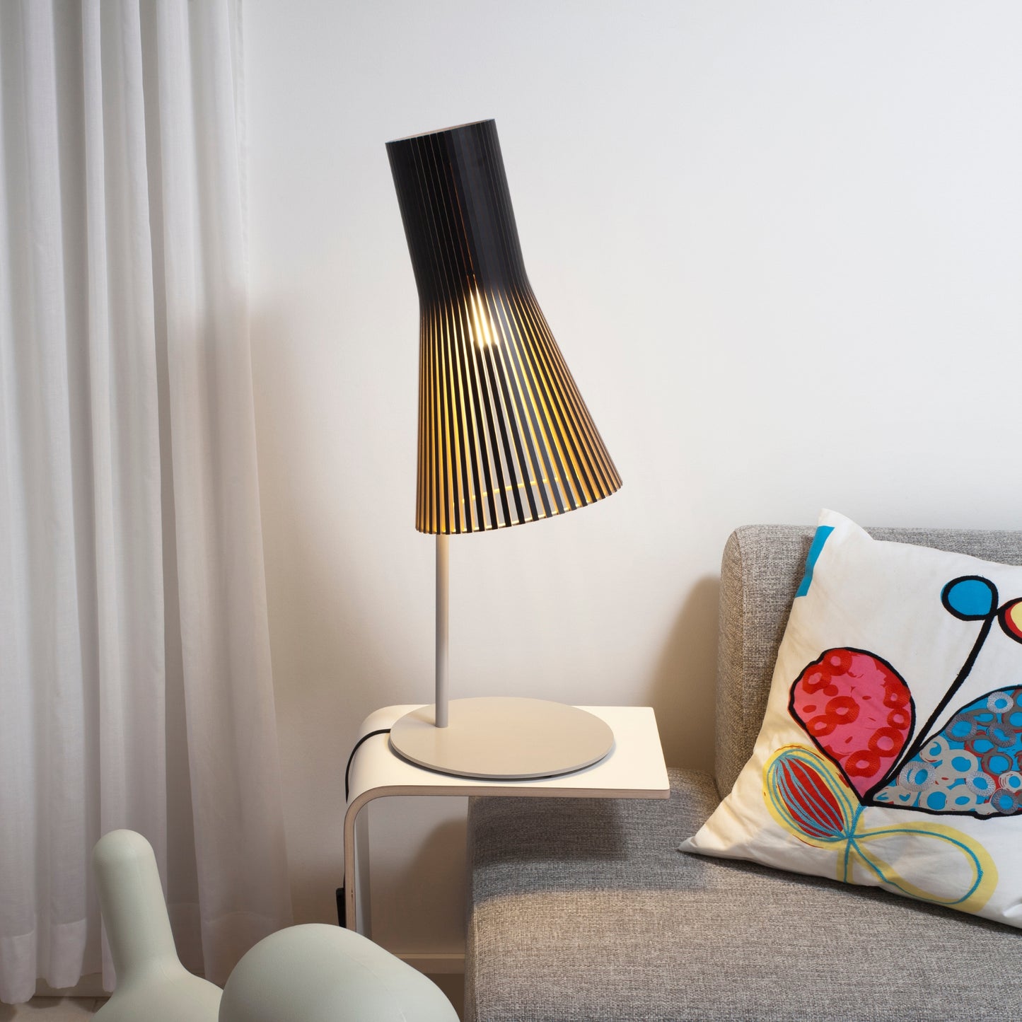 Secto 4220 table lamp