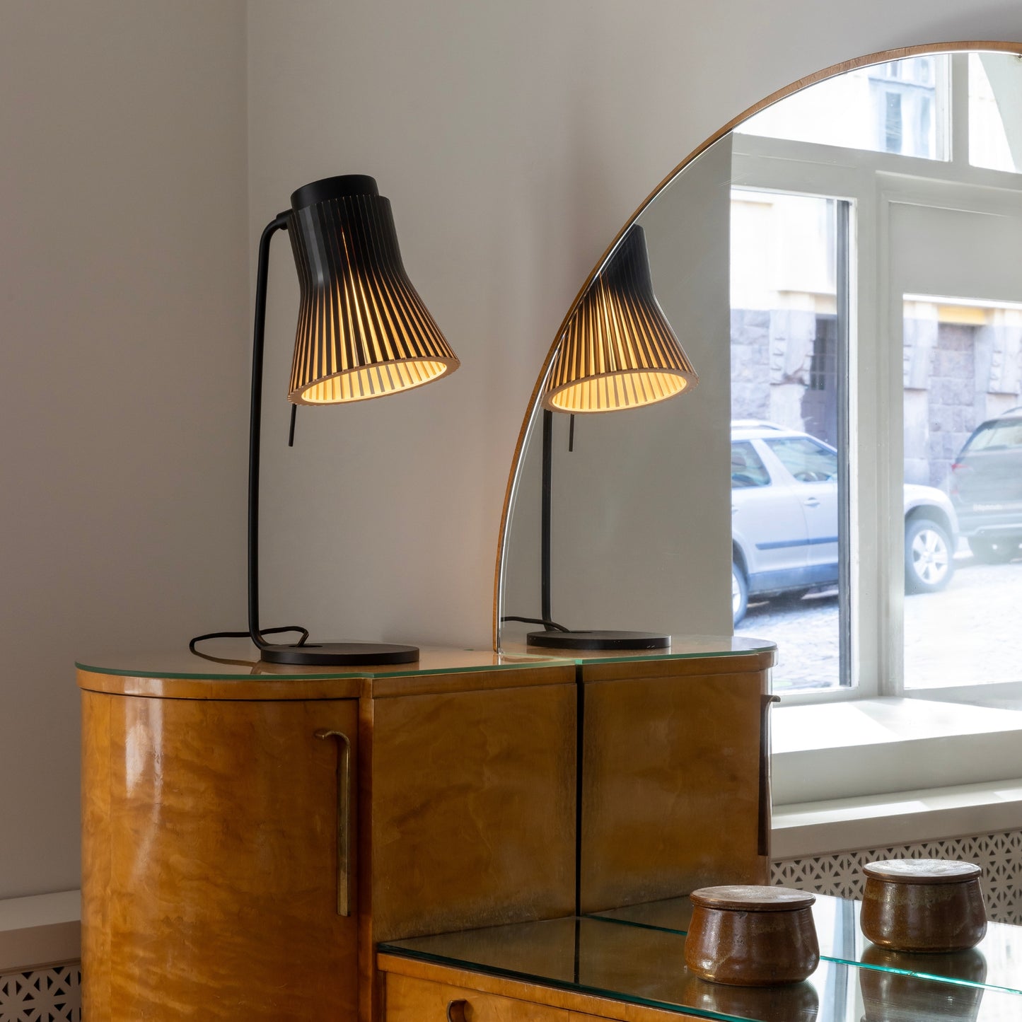 Petite 4620 table lamp